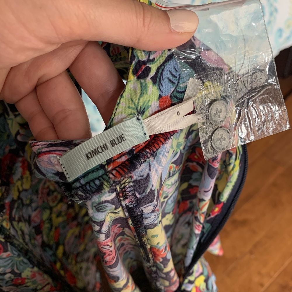 NWOT Kimchi Blue Open Back Floral Romper - Picture 6 of 6